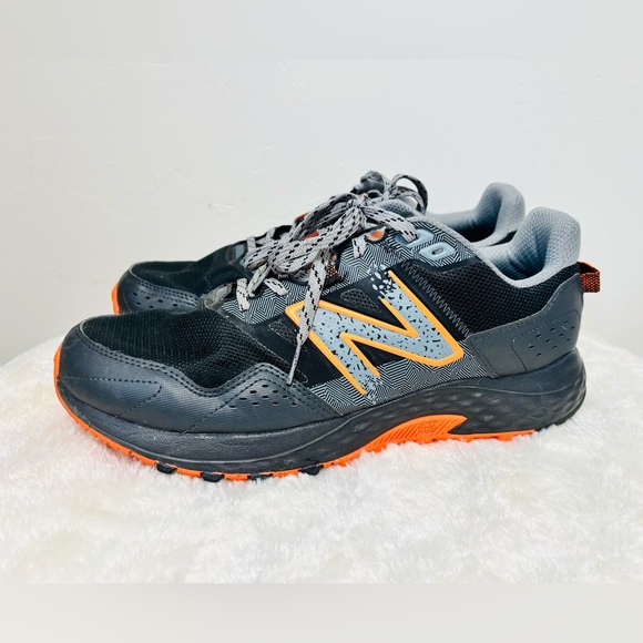 New Balance 410 v8 Men's Sneakers Size 10.5